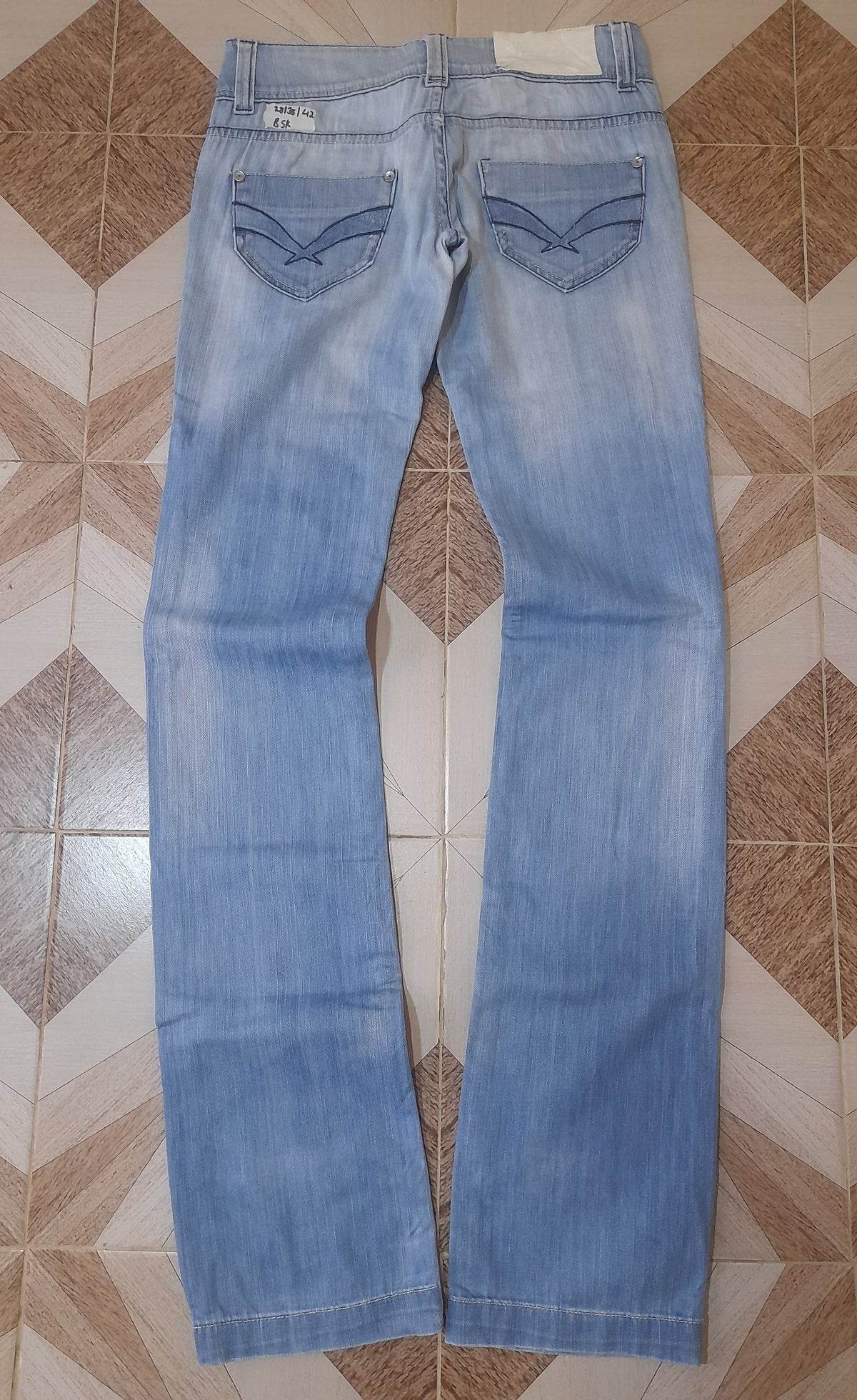 BSK JEANS Waist 28" Hip 38" Length 42"