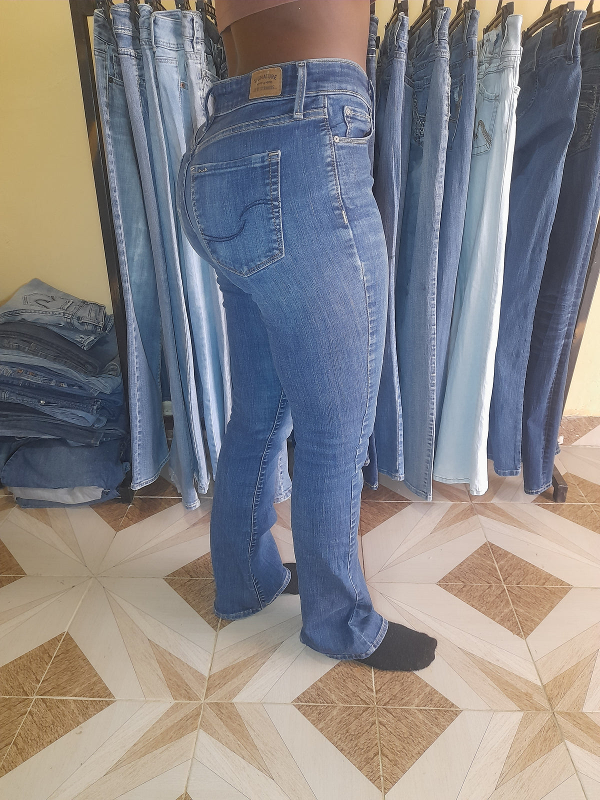LEVI STRAUSS JEANS Waist 26" Hip 34" Length 41"