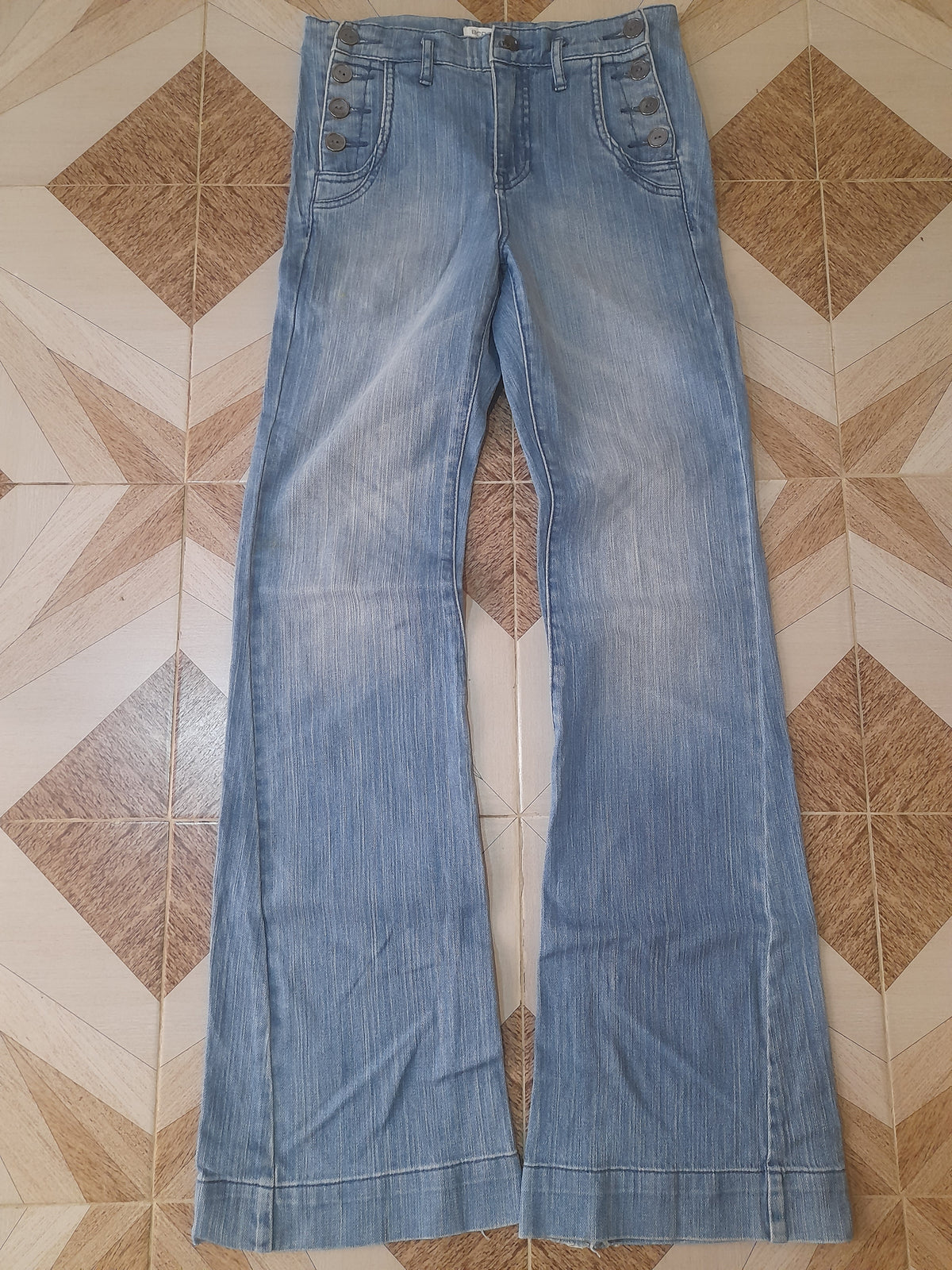BCB GENERATION JEANS Waist 28" Hip 36" Length 44"