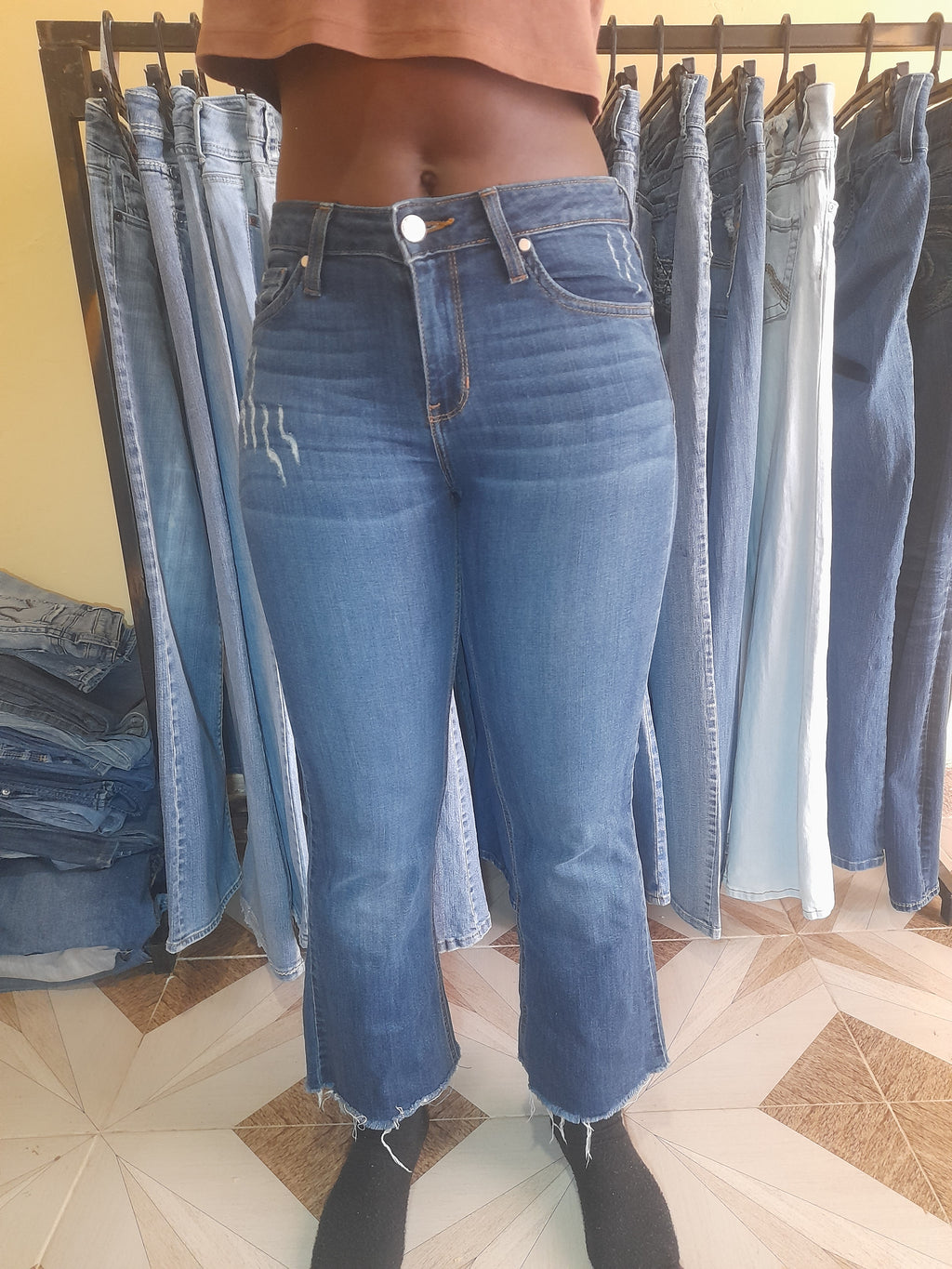 JUST BLACK JEANS Waist 26" Hip 32" Length 38"