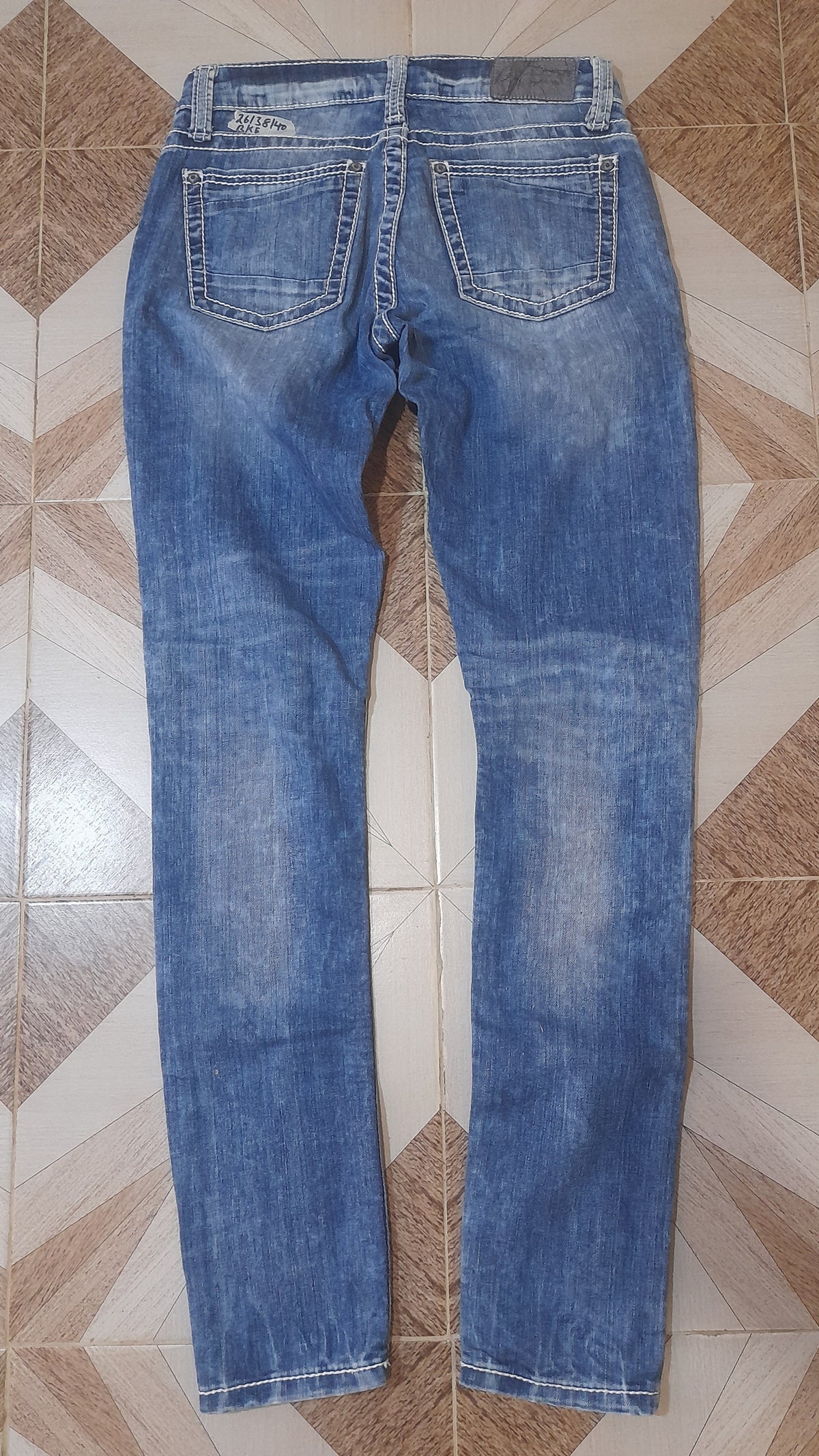 BKE JEANS Waist 26" Hip 38" Length 40"