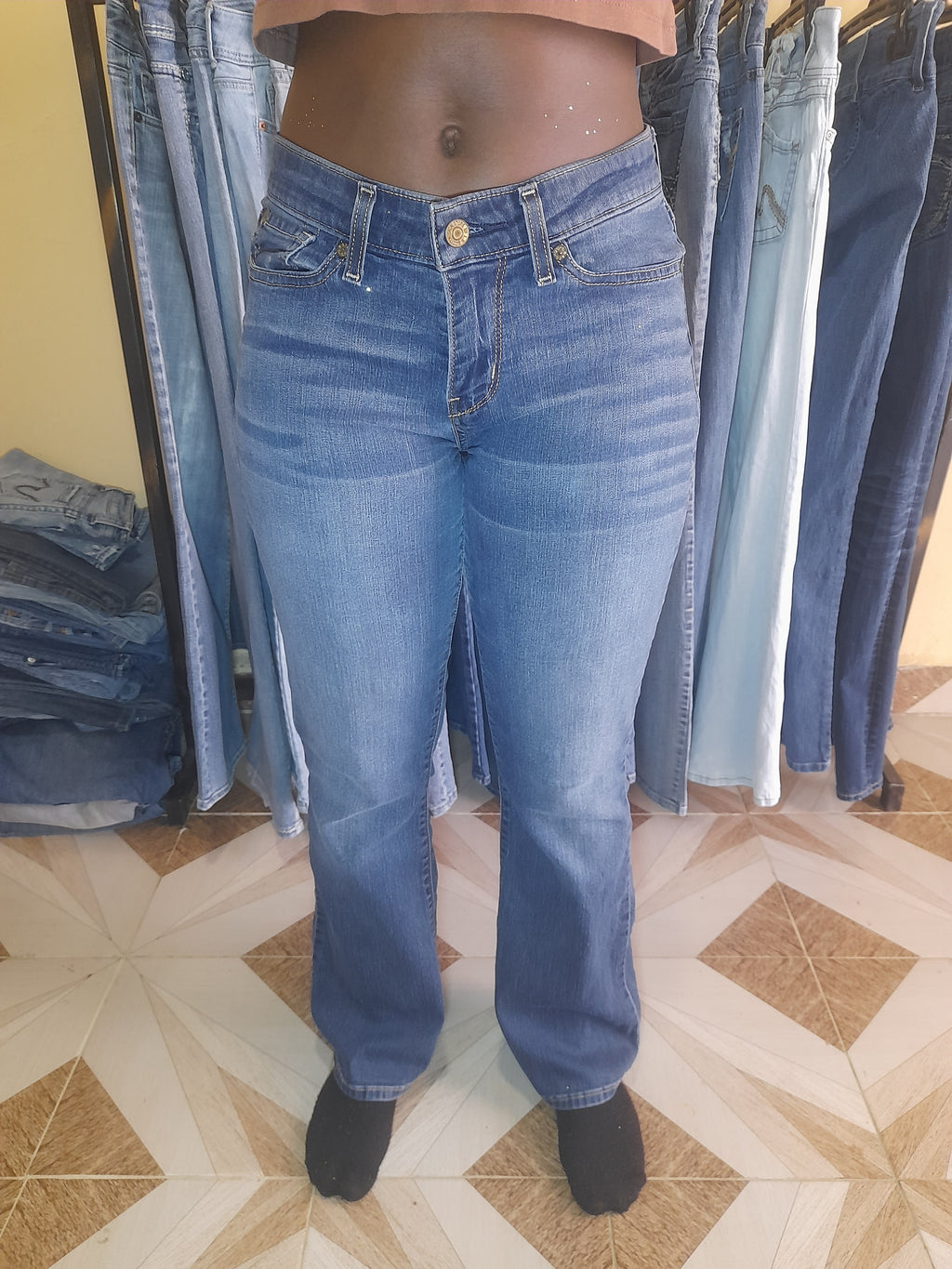 LEVI STRAUSS JEANS Waist 28" Hip 38" Length 40"